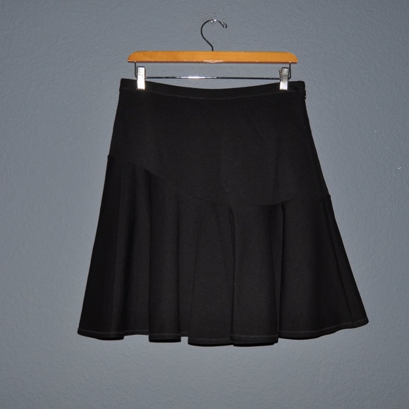 CABI #3098 Black Ponte Fit+Flare Skater Skirt sz 8 - Picture 8 of 10